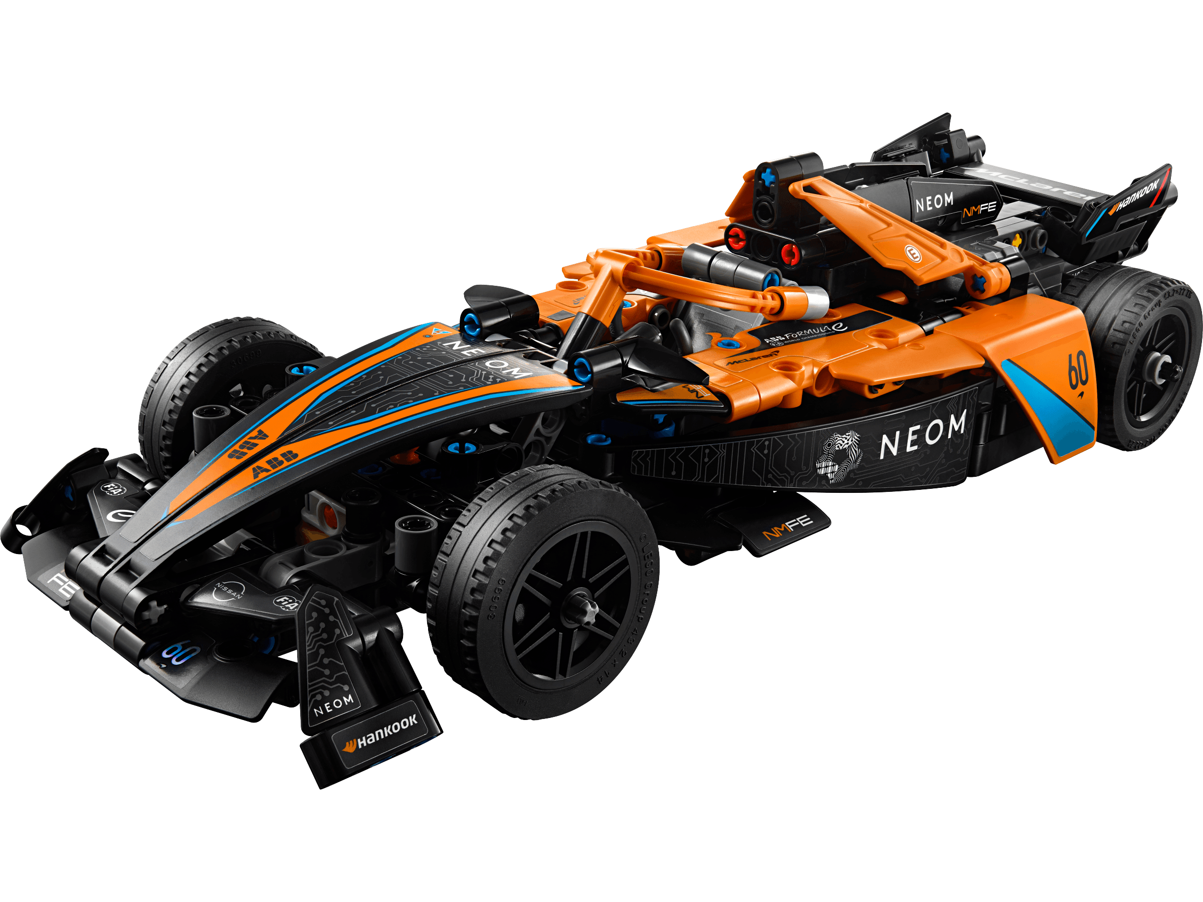 מכונית מרוץ NEOM McLaren Formula E